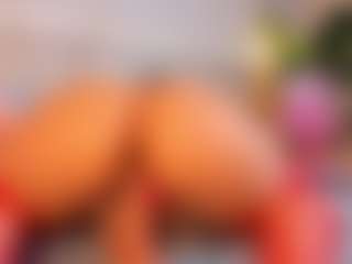 Live cam show with April Grey - Average on friskycurves.com