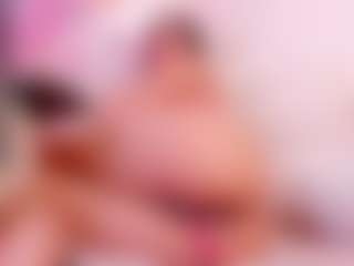 Live cam show with April Grey - Brown Hair Petite on eurowanks.com