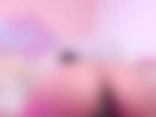 Live cam show with April Grey - Anal on Camsoda