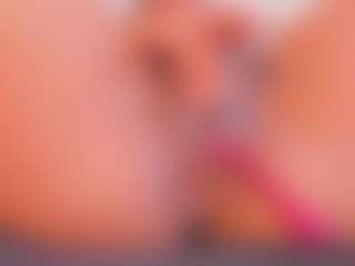 Live cam show with April Grey - Latina on SquirtSoMuch | colombia