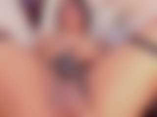 Live cam show with April Grey - Submissive on liverealitysex.com
