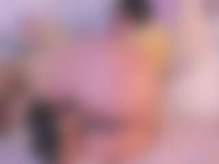 Spettacolo in cam dal vivo con April Grey - Spank su Camsoda