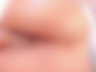 Live cam show with April Grey - Submissive Brown Hair on Camsoda