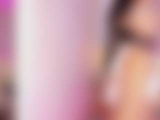 Live cam show with AriiannaVega - Bikini on Uber Horny