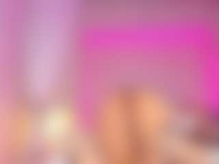 Live cam show with AriiannaVega - Fingers on Camming Site