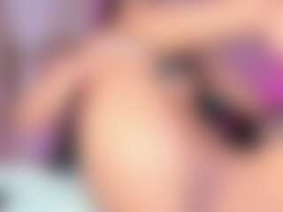 Live cam show with AriiannaVega - Petite on xxxlivecams.org