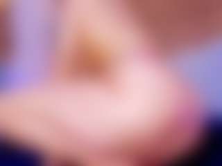 aurora-mr's Live Sex Cam Show