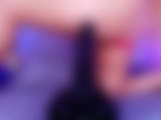 Live cam show with aurora-mr - Average on studioflirtlive.com