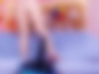 aurora-mr's Live Sex Cam Show