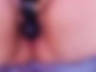 aurora-mr's Live Sex Cam Show