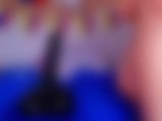 aurora-mr's Live Sex Cam Show