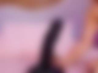 aurora-mr's Live Sex Cam Show