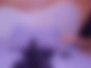 aurora-mr MILF webcam performer live streaming