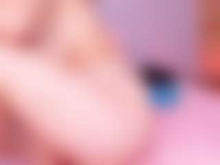 aurora-mr's Live Sex Cam Show