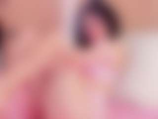Live cam show with Chloe-Cortez - Sexy on SpankPalCams