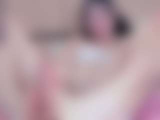 Live cam show with Chloe-Cortez - Anal Teen (18+) on SpankPalCams