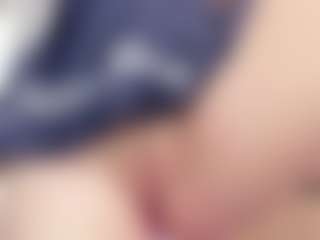 Chloe-Cortez's Live Sex Cam Show