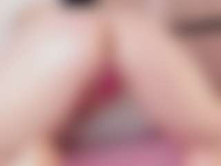 Live cam show with Chloe-Cortez - Blackcock on StripNow