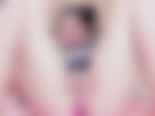 Live cam show with Chloe-Cortez - Petite Teen (18+) on Camversity