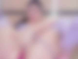 Chloe-Cortez's Live Sex Cam Show