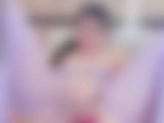 Chloe-Cortez's Live Sex Cam Show
