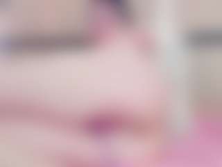 Live cam show with Chloe-Cortez - Petite Teen (18+) on instabang