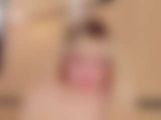 Live cam show with Chloe-Cortez - Dildo Or Vibrator on CamClone