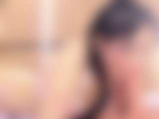 Live cam show with Chloe-Cortez - Skinny on madthumbs