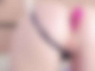 Live cam show with Chloe-Cortez - Deepthroat on Camsoda
