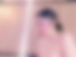 Live cam show with Chloe-Cortez - Skinny on CamClone