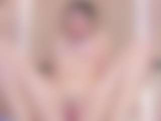 Live cam show with Chloe-Cortez - Blackcock on CamClone