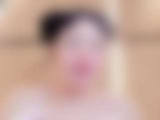 Live cam show with Chloe-Cortez - College on Milfs Live