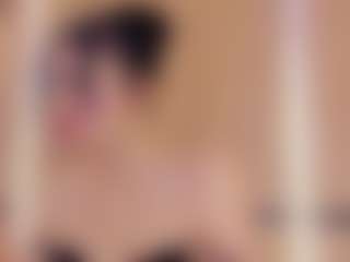 Live cam show with Chloe-Cortez - College Latina on Camiplay Live | colombia