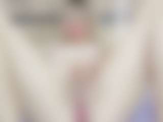 Live cam show with Chloe-Cortez - Full Nudity on ObeyMaria