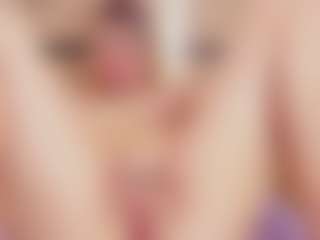 Live cam show with Chloe-Cortez - Dildo Or Vibrator on instabang