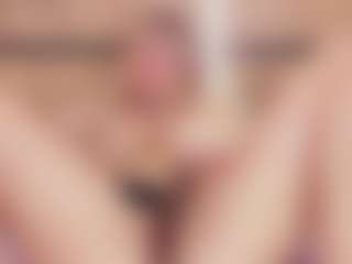 Live cam show with Chloe-Cortez - Petite on alttransgirls