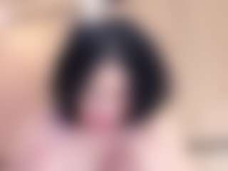 Live cam show with Chloe-Cortez - Latina Petite on Camsoda | colombia