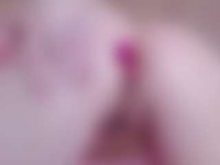 Live cam show with Chloe-Cortez - Amateur on Camsoda
