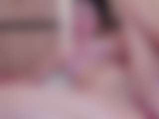 Live cam show with Chloe-Cortez - Amateur on Camsoda