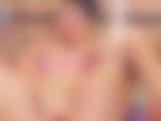 Live cam show with Chloe-Cortez - Shaved Pussy Lovense on Camsoda