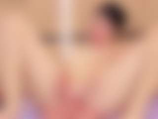 Live cam show with Chloe-Cortez - Fingering on Camsoda