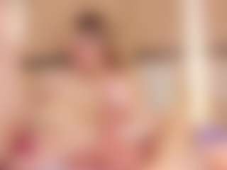 Live cam show with Chloe-Cortez - College Latina on Camsoda | colombia