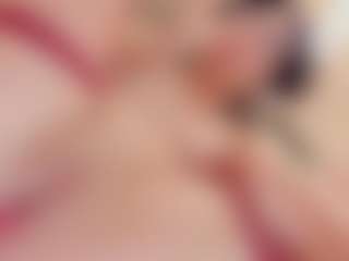 Live cam show with Chloe-Cortez - Fingers on crypto-cams