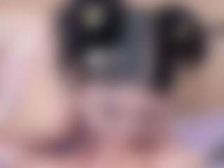 Chloe-Cortez's Live Sex Cam Show