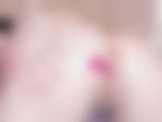 Live cam show with Chloe-Cortez - Cute on Camsoda