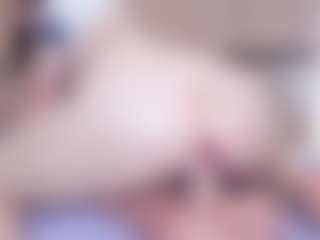 Live cam show with Chloe-Cortez - Petite on Hubzter Live