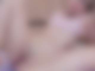 Live cam show with Chloe-Cortez - Full Nudity on Dolls Live