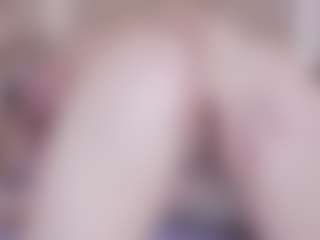 Live cam show with Chloe-Cortez - Cute on madthumbs
