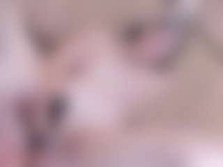 Live cam show with Chloe-Cortez - Skinny on Strip Flash - Live Sex Shows