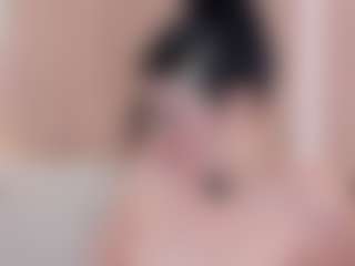 Live cam show with Chloe-Cortez - Fuck Machine on CamSodaAdn